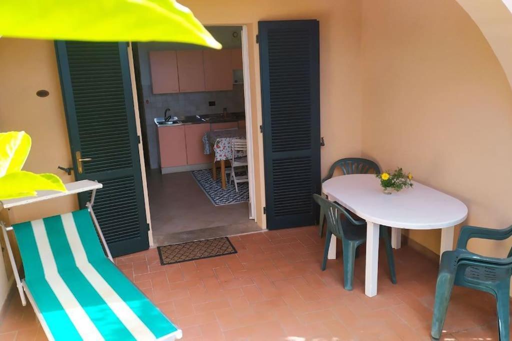 Nisportino, Elba. Bilocale Con Patio Vista Mare. Villa Casale Gastagno Eksteriør billede