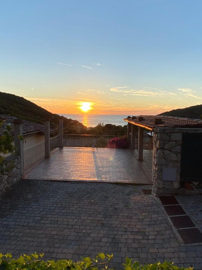 Nisportino, Elba. Bilocale Con Patio Vista Mare. Villa Casale Gastagno Eksteriør billede